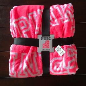 NWT PINK Victoria’s Secret blanket